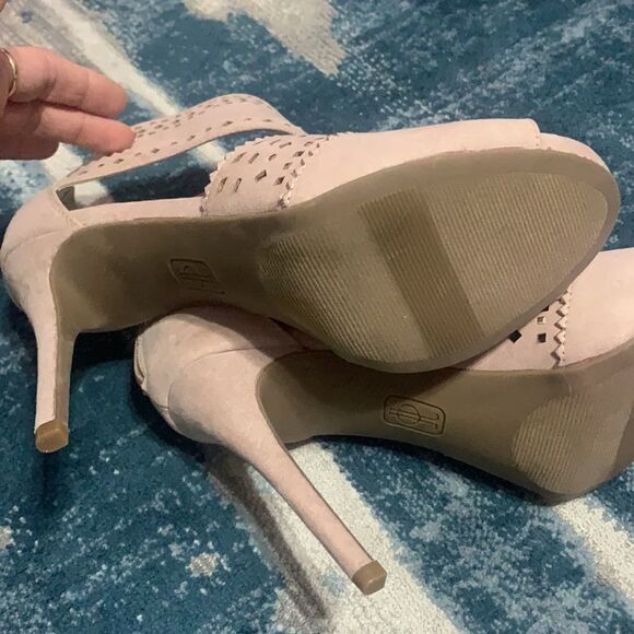 🦋 Jennifer Lopez heels🦋 - Picture 6 of 9